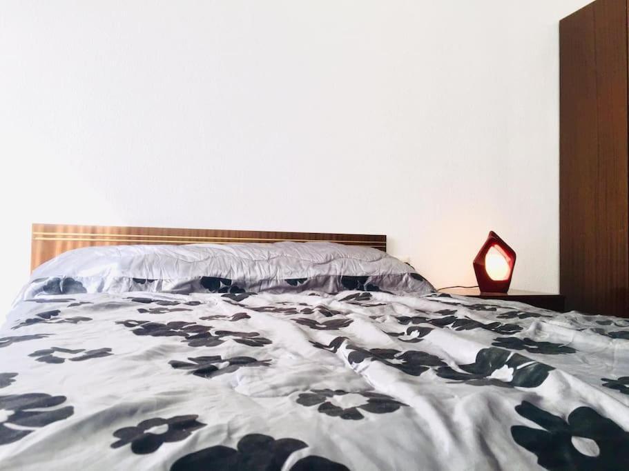 Gran Apartamento Cerca Del Aeropuerto Apartment El Prat de Llobregat Luaran gambar