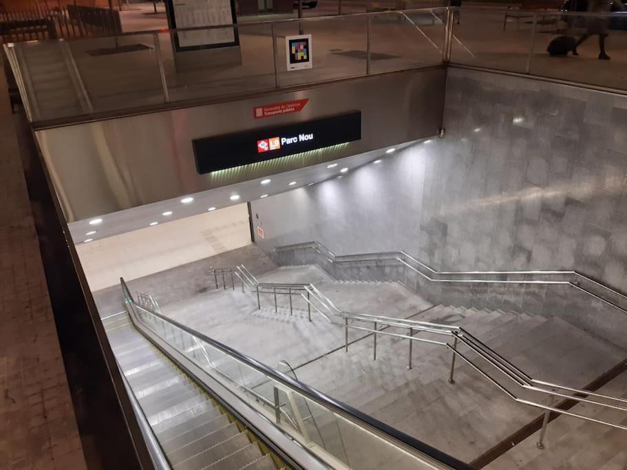 Gran Apartamento Cerca Del Aeropuerto Apartment El Prat de Llobregat Luaran gambar
