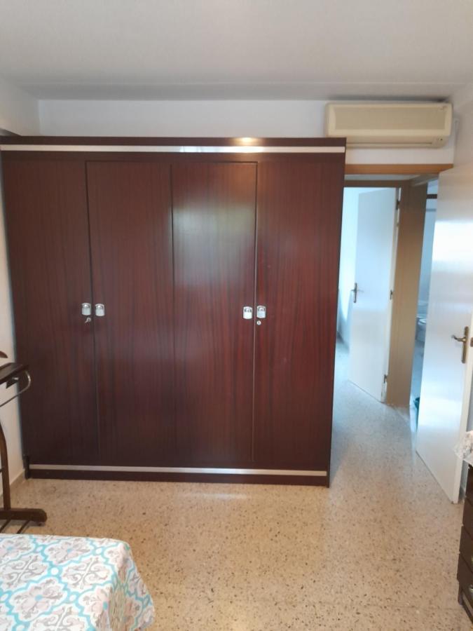 Gran Apartamento Cerca Del Aeropuerto Apartment El Prat de Llobregat Luaran gambar